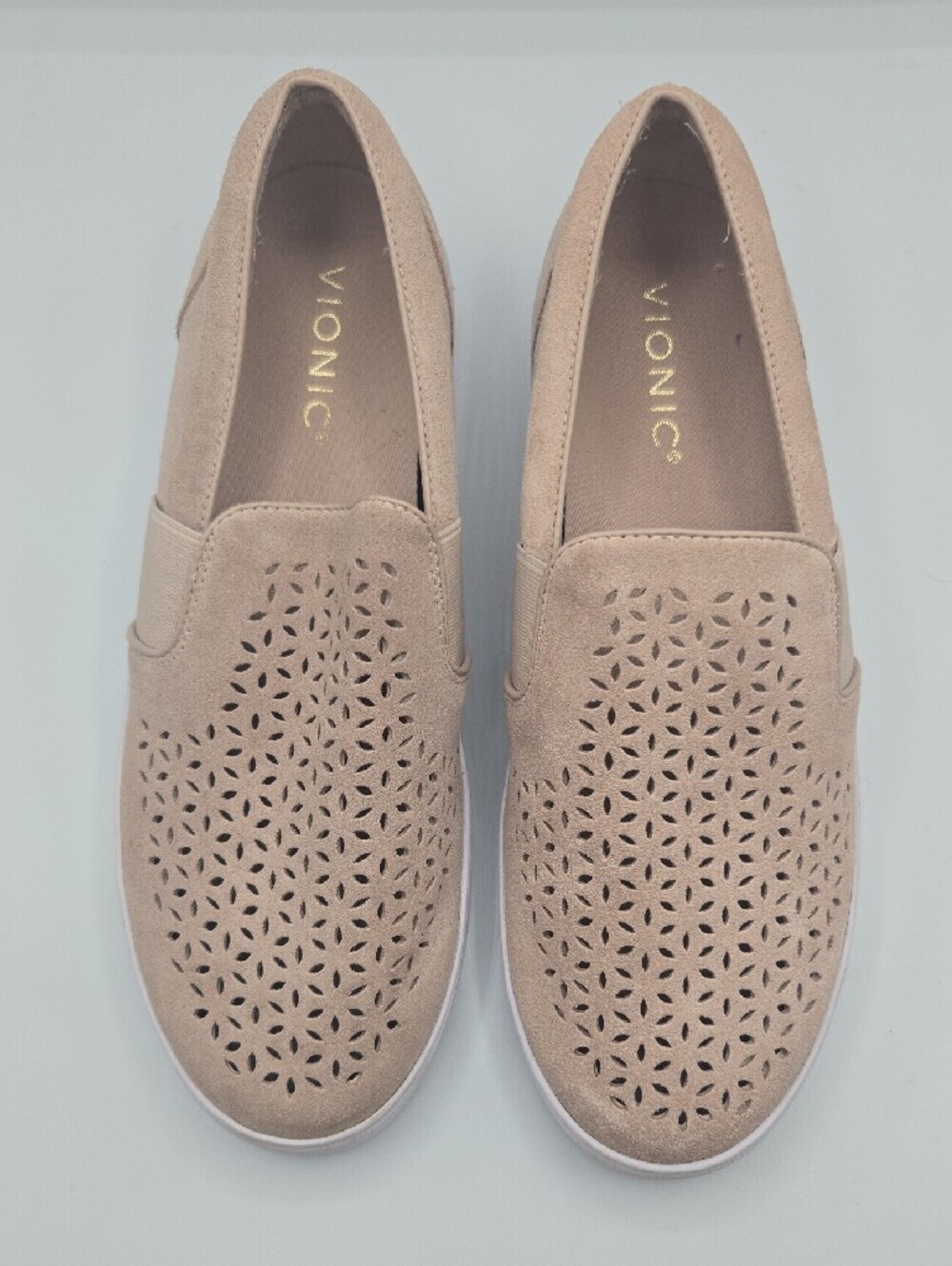 Vionic Keke Slip-On Sneakers Cream Blush Perforated Suede Comfort Shoes Size 8 - Picture 3 of 9